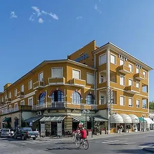 https://hotel-eden-park.it-tuscanyhotel.com